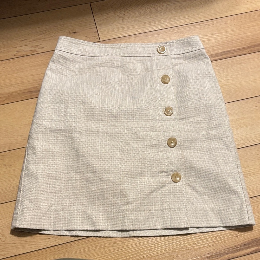 Chic Beige Ann Taylor Button-design Front , zip back Mini Skirt